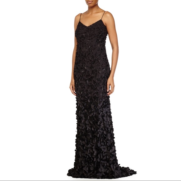theia black gown